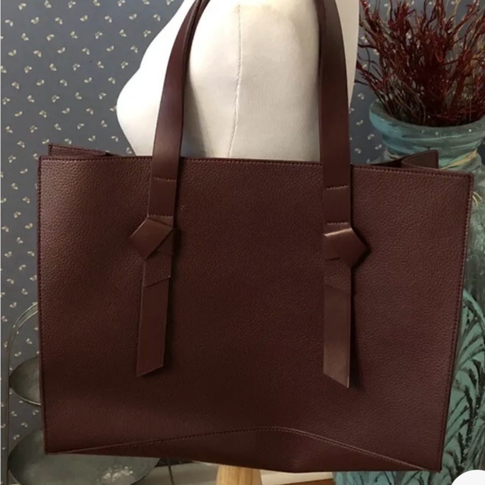 Rachel Zoe women’s large bag with detachable insert, Brown faux leather